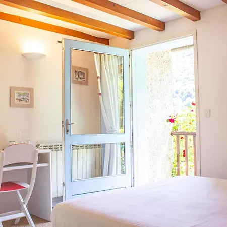 Garden & - Domaine De Ramonjuan 3*