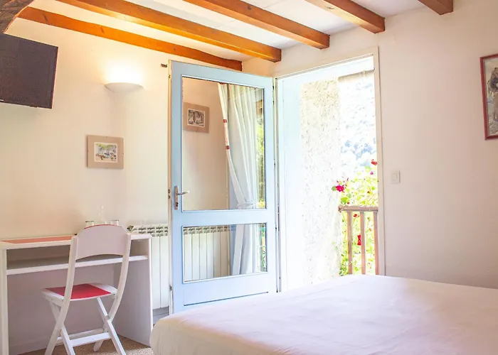 Garden & - Domaine De Ramonjuan 3*