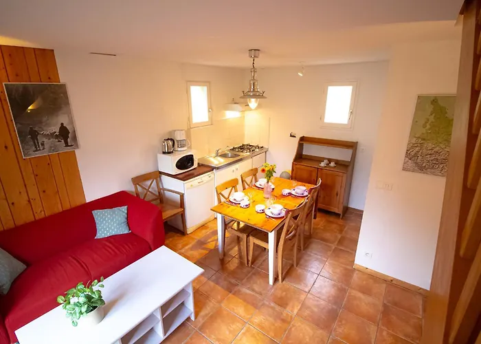 Garden & - Domaine De Ramonjuan 3*